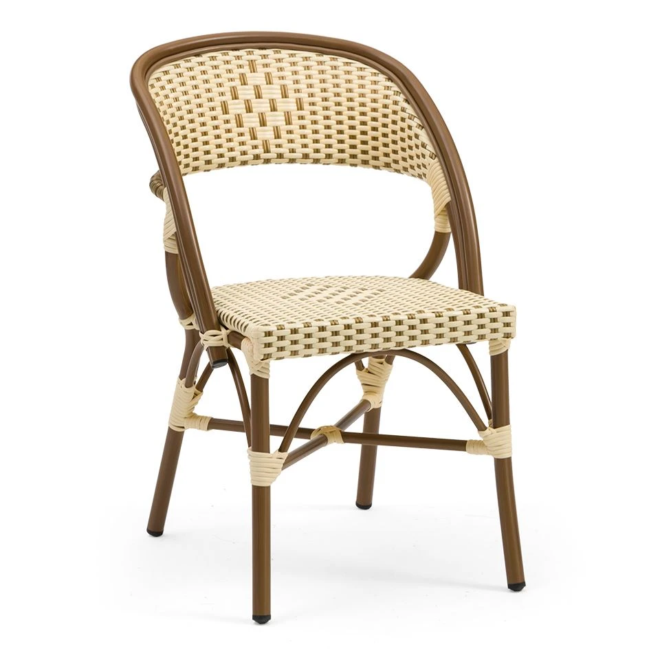 Chaises en rotin en aluminium